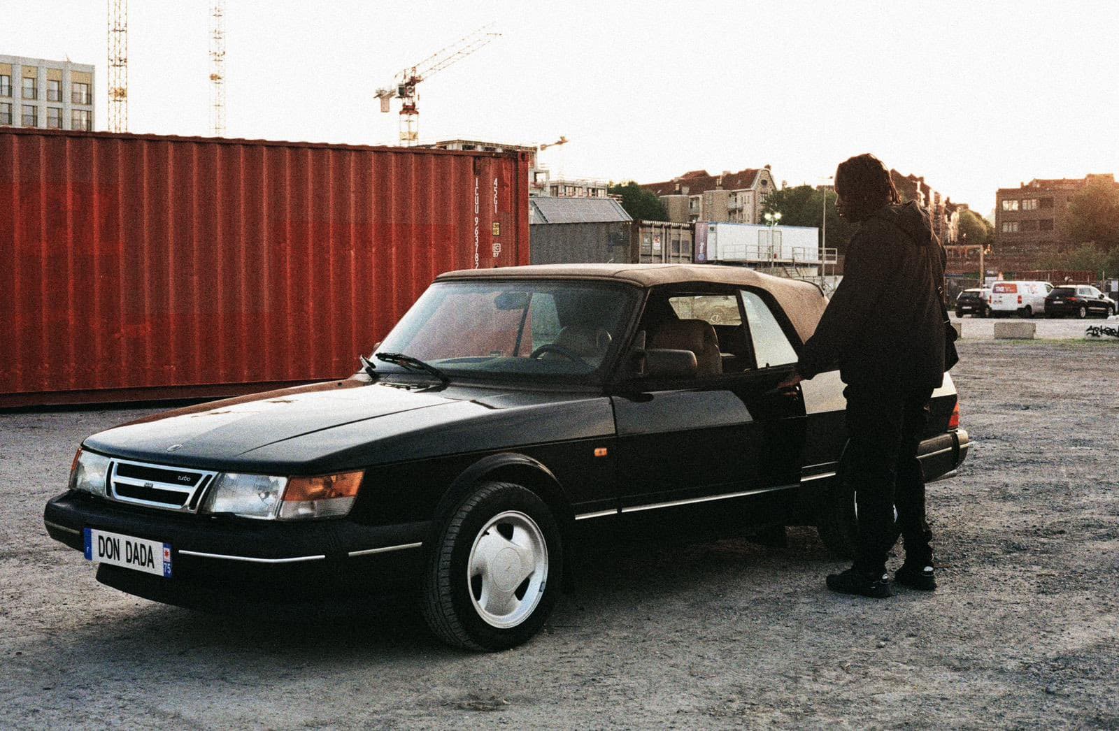 Saab 900, Don Dada plates